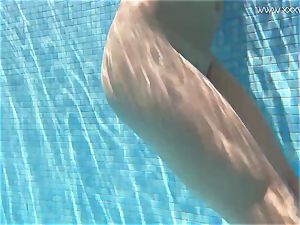Jessica Lincoln puny inked Russian teen in the pool